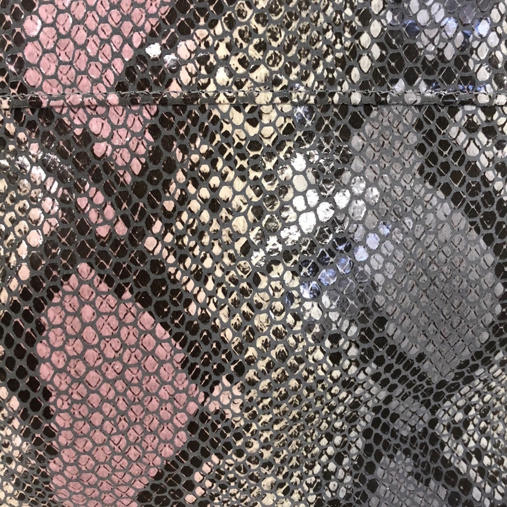 Oliveve Clutch - Picture 3 of 4